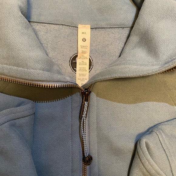 Lululemon Scuba Funnel Neck 1/2 Zip in Utility Blue Size M/L - Picture 3 of 4